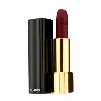 Barra Rouge Allure en tono Rouge Noir de Chanel,