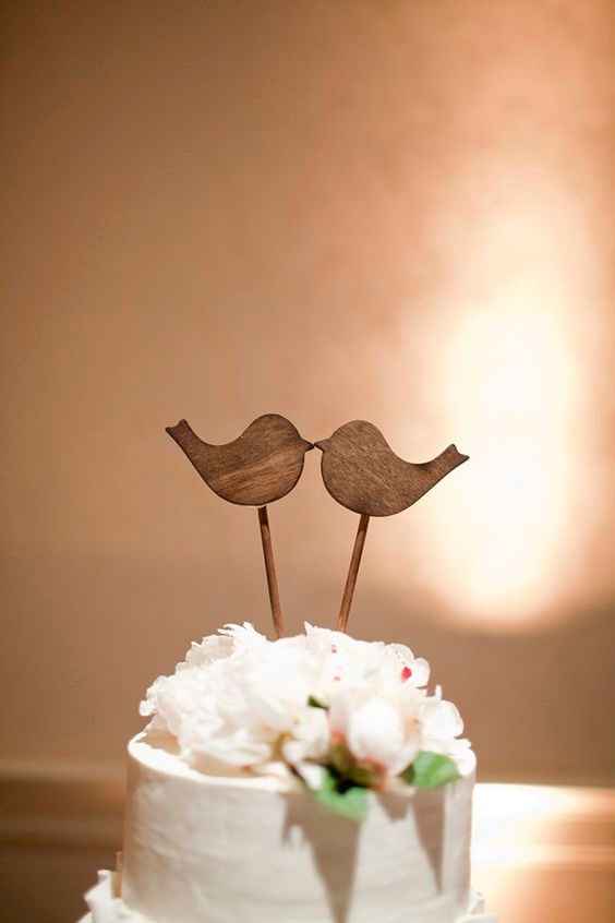 Cake topper