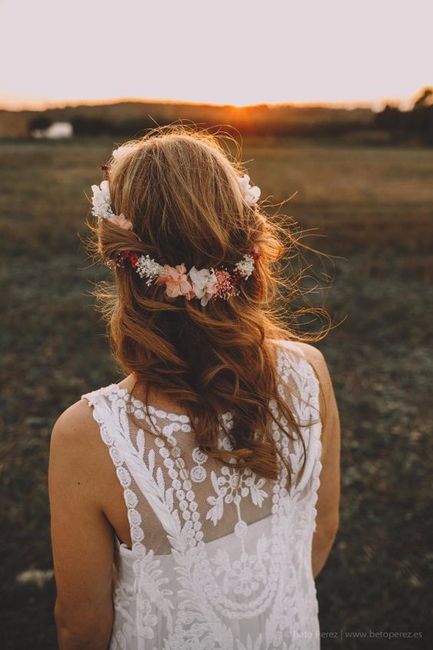 Tocado con flores