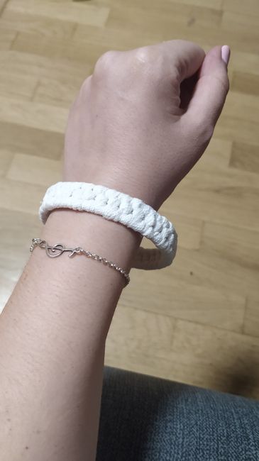 Brazalete artesanal para mi hermana 💜 6