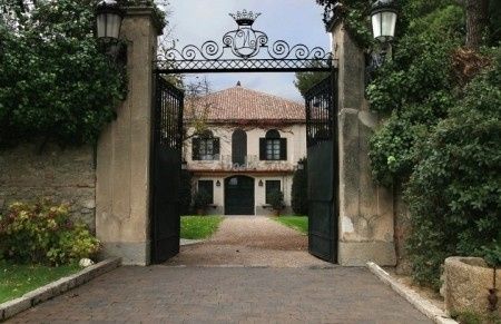 Entrada Palacio del Negralejo