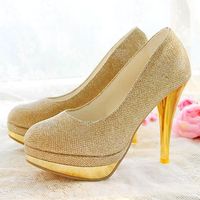 zapatos dorados