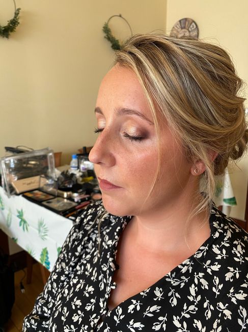 Peinado y maquillaje - 2