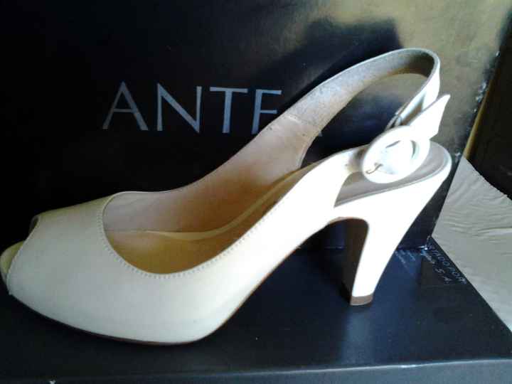 Mis zapatos.