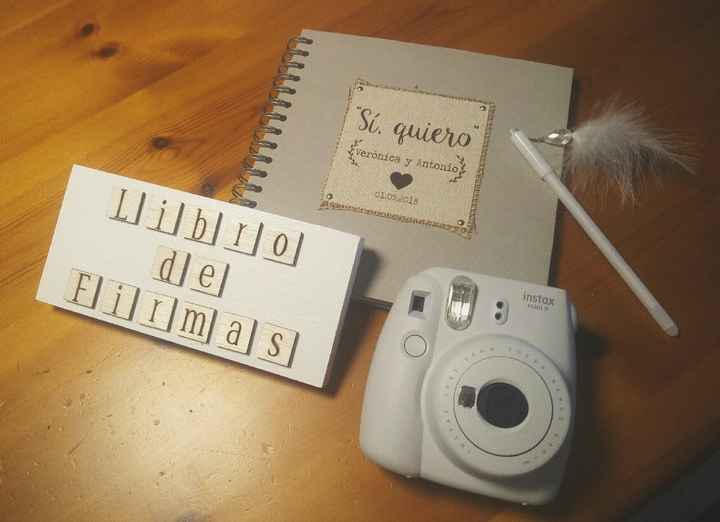 Nuestro libro de firmas 😍 - 1