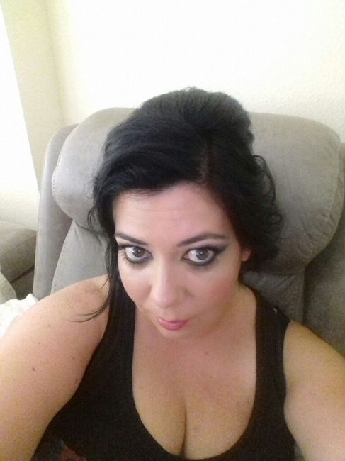 Ya estoy peinada y maquillada. - 2