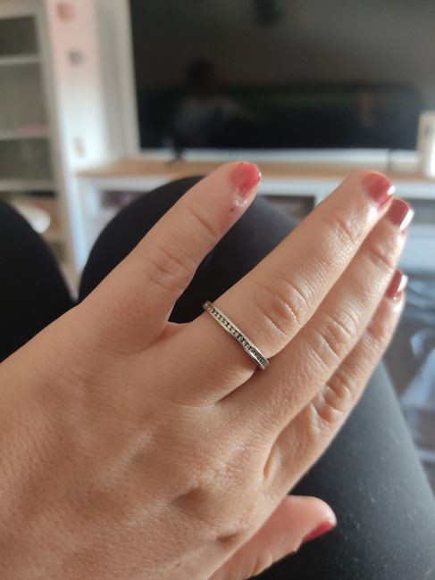 Enseñad vuestras alianzas de boda y vuestro anillo de compromiso ❤️😍💍 12