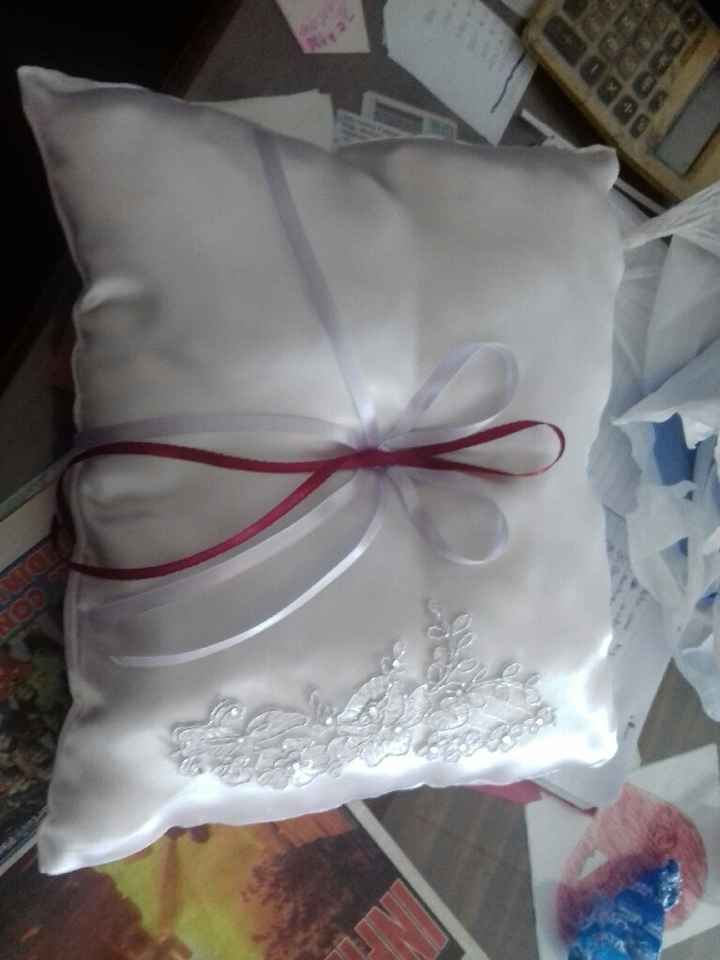 Almohada para anillos - 1