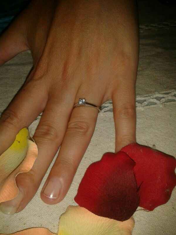 Pongamos todas nuestro anillo de compromiso - 1