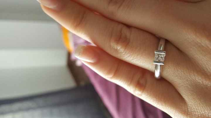 Vuestro anillo de prometida - 1