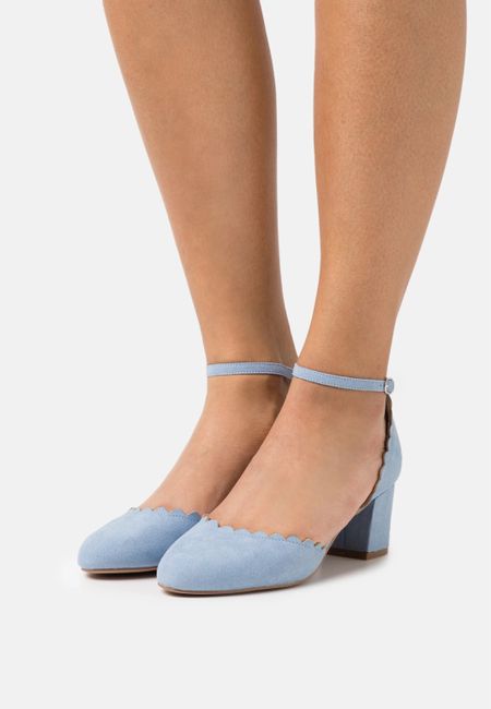 ¿De qué color serán vuestros zapatos de boda? 7