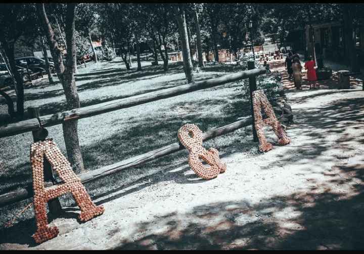 Letras con corchos de vino - 1