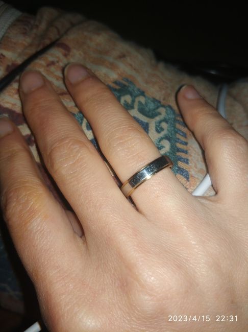 Derecha o izquierda: ¿en qué mano llevas tu anillo de pedida? 💍 4