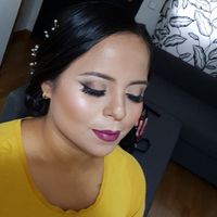 Prueba de Peinado y maquillaje - 4