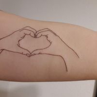 ¿Llevas algún tattoo romántico vinculado con tu pareja? - 1