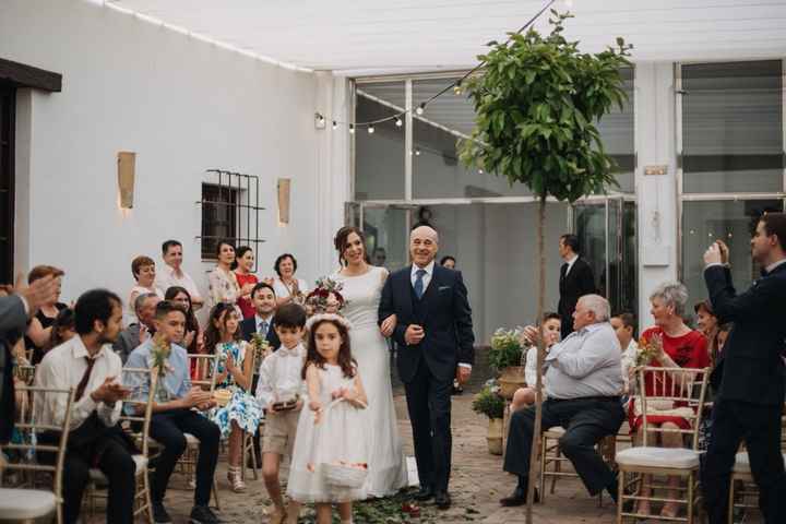 Entrando a la ceremonia...