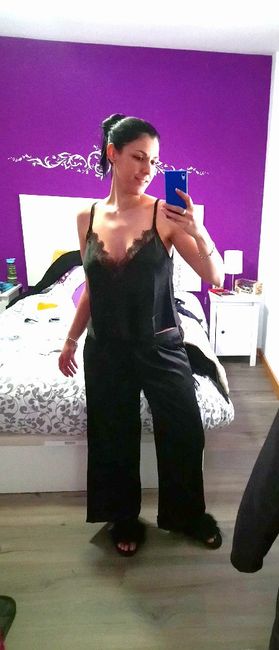 Pijama y zapatillas - 1
