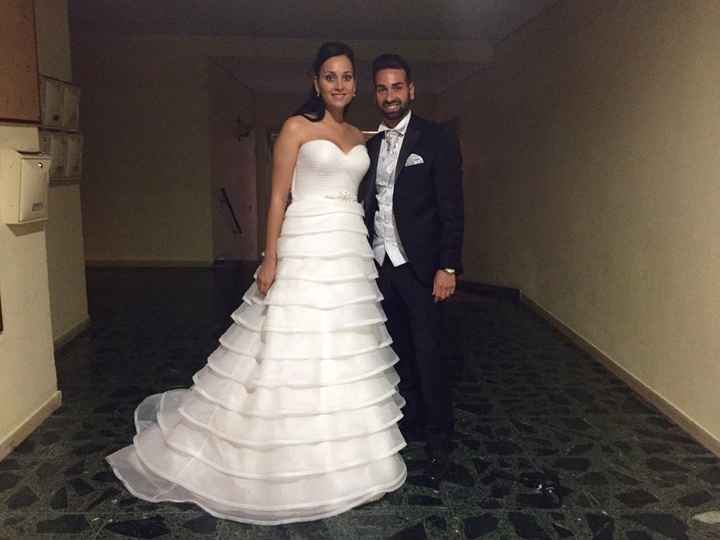Vestidos palabra de honor, ¿favorecedores? - 1