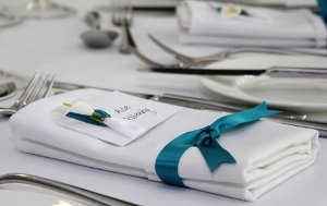 21. Decorar las servilletas para tu boda