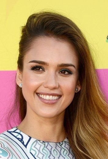 2. Cara ovalada