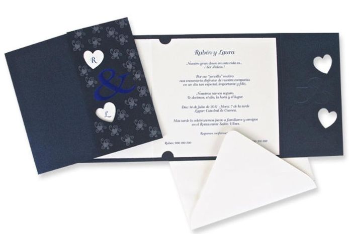 12. Boda azul marino