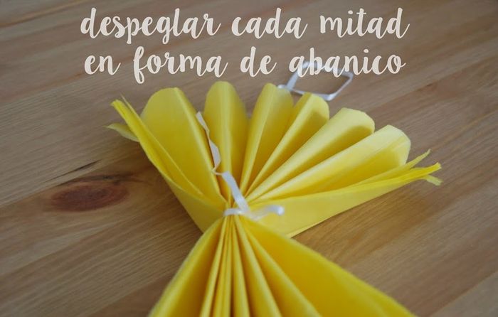 Tutorial pompones de papel de seda DIY