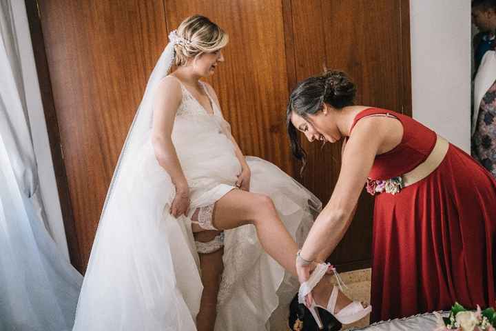 Zapatos de novia para vestido corte princesa. - 3