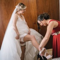 Zapatos de novia para vestido corte princesa. - 3