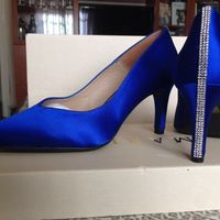 Color zapatos y vestido - 1