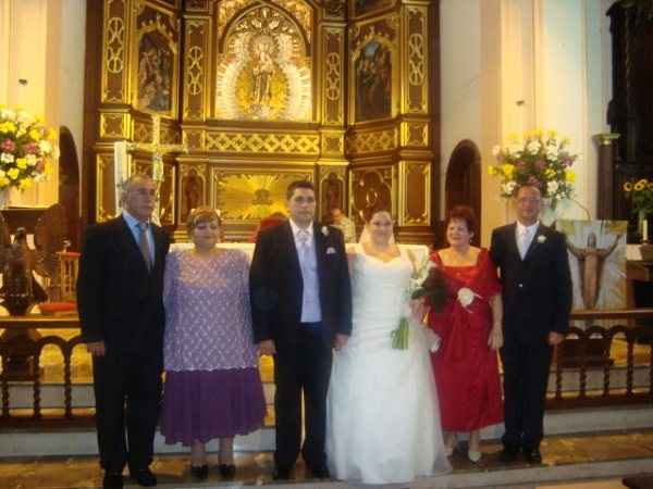los novios y los padrinos