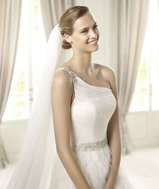 Modelo Uldar Pronovias