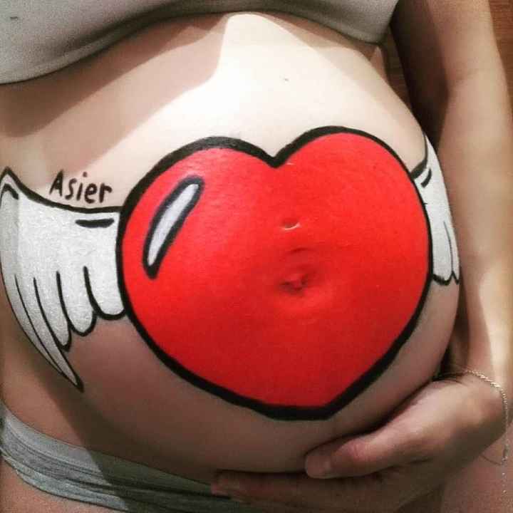 Sesiones de pintura en la barriguita!