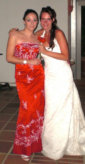 MI MADRINA Y YO Y EL VESTIDO