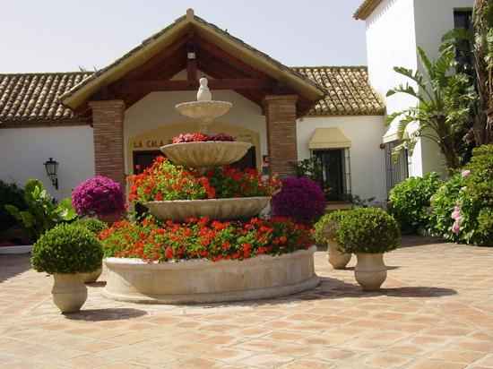 ENTRADA DEL HOTEL