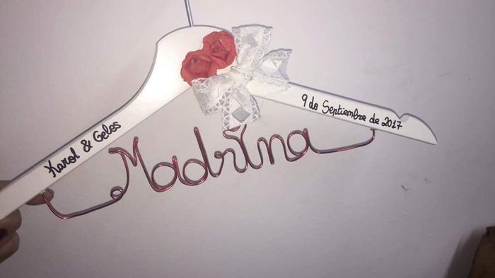 Perchas personalizadas para las damas, recomendacion? - 1