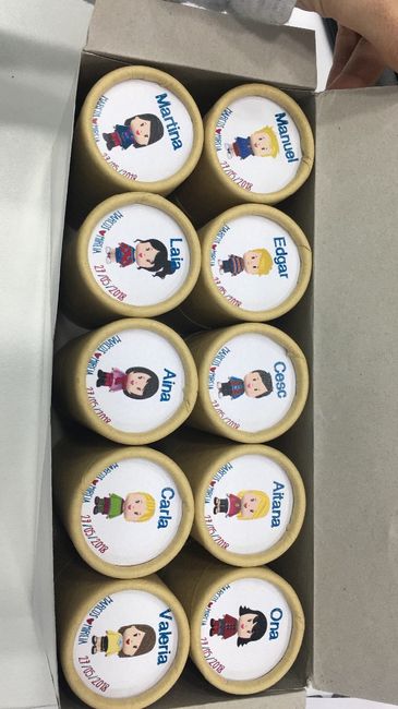 lapiceros de colores personalizados con el nombre y el niño/a para los libritos para colorear que hi