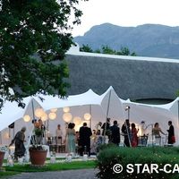 carpa beduina blanca para banquete