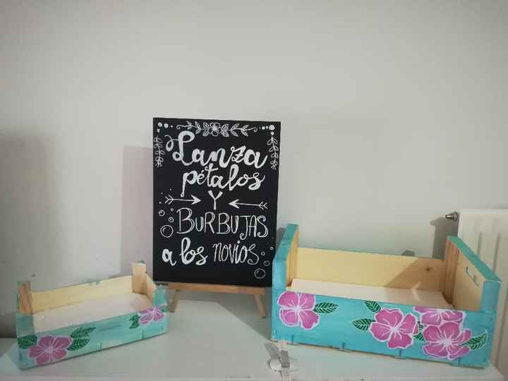 Cajas para conos de pétalos y pomperos pintadas! - 3