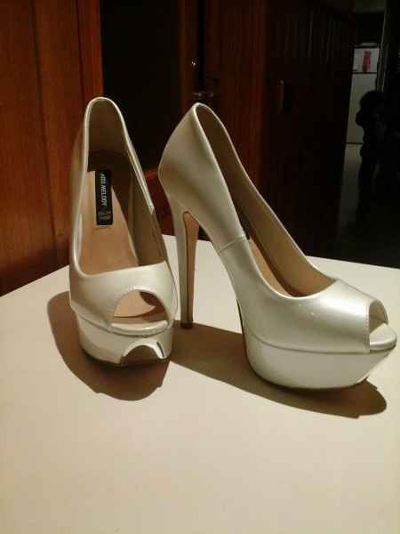mis zapatos de boda