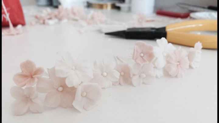 Tocados flores porcelana fria - 1