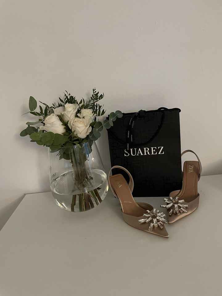 Dilema zapatos - 1