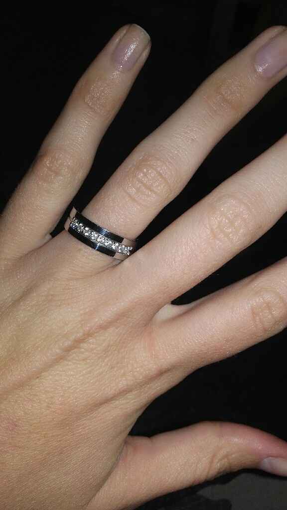 ¿Nos enseñas tu anillo de compromiso? - 1