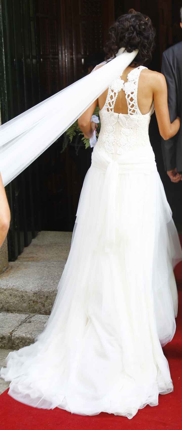 IMAGEN VESTIDO POR DETRÁS