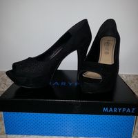 Mis zapatos y mi lenceria - 1