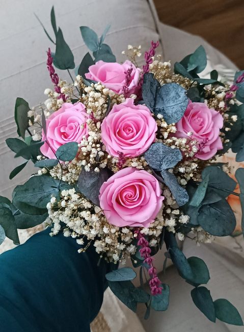¿Ramo con flores naturales o preservadas? 1