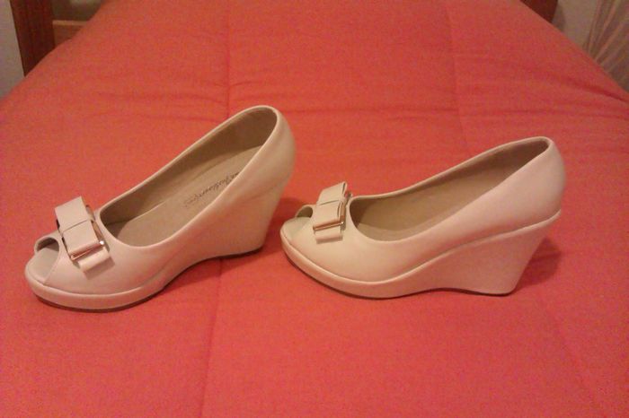 Mis preciosos zapatos de cuña! I