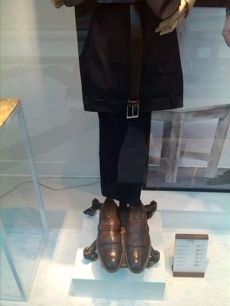 Look vintage Mango HE III