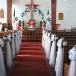 Iglesia decorada con tul
