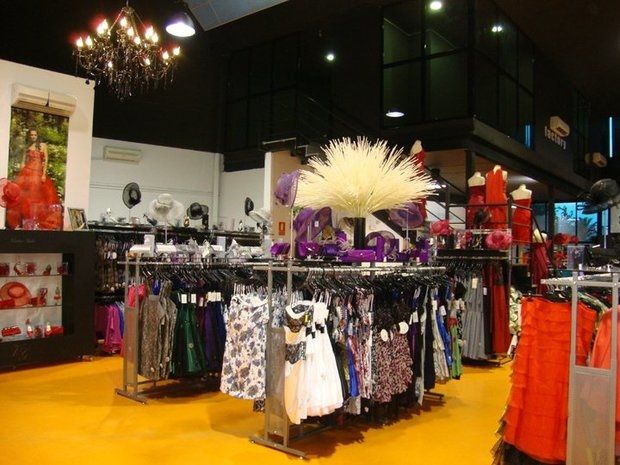 Chicas mirad que vestidos y que precios... - 7