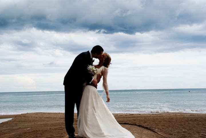 beso en la playa